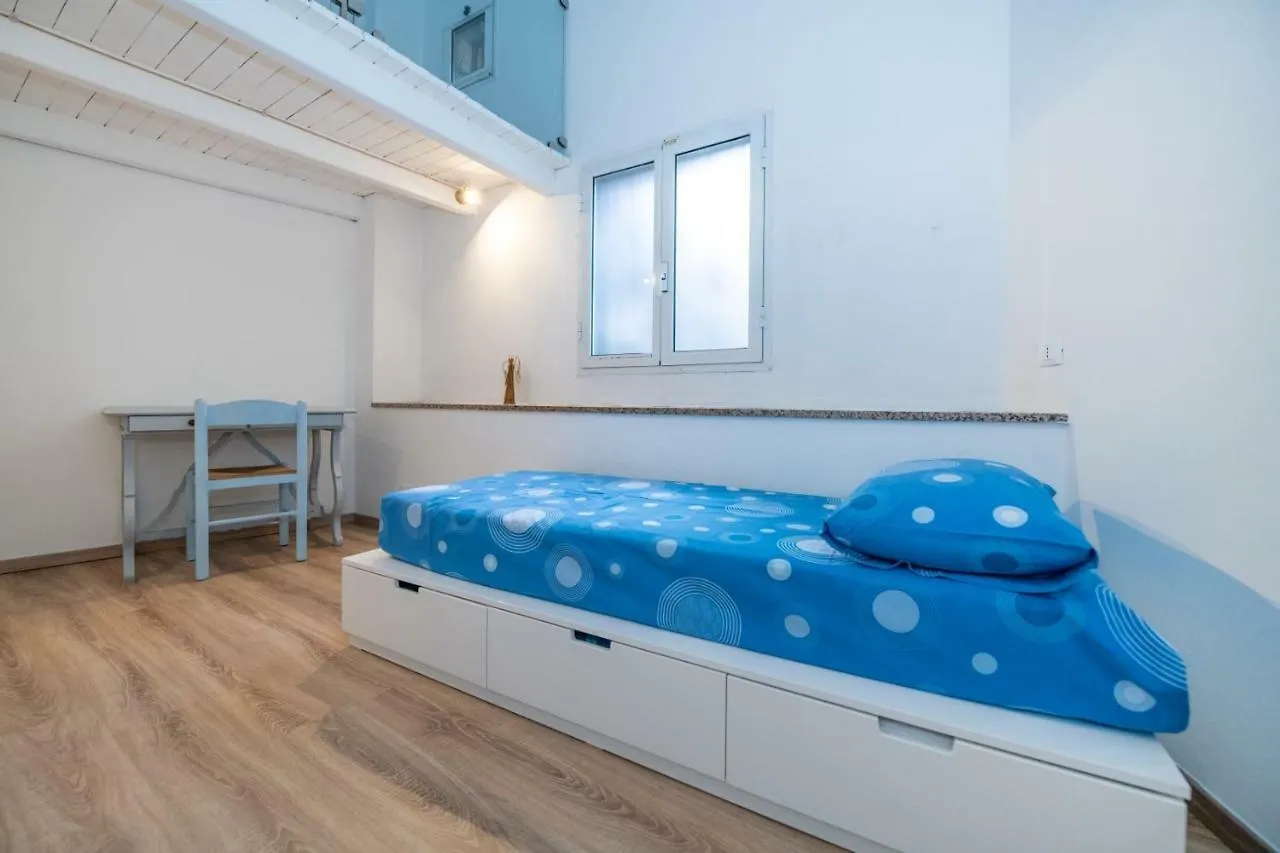 Pippi'S Home Finale Con Box Auto Orco Feglino Italy